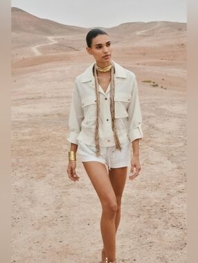 SHORT SLEEVE ROLLED-UP SAFARI SHIRT SIZE M